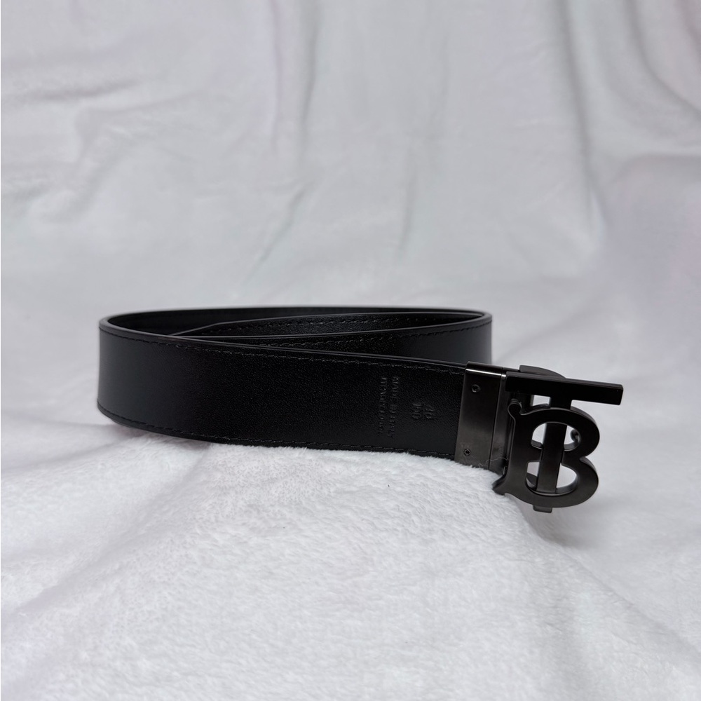 👨🏻Burberry Black Leather Belt reversible size 40/100 - Picture 7 of 8
